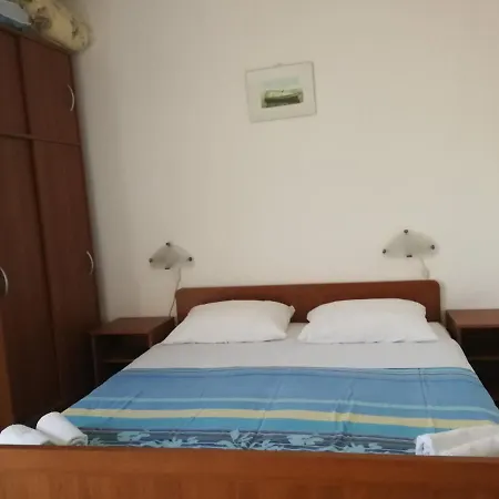 Antonia Апартаменты Lastovo